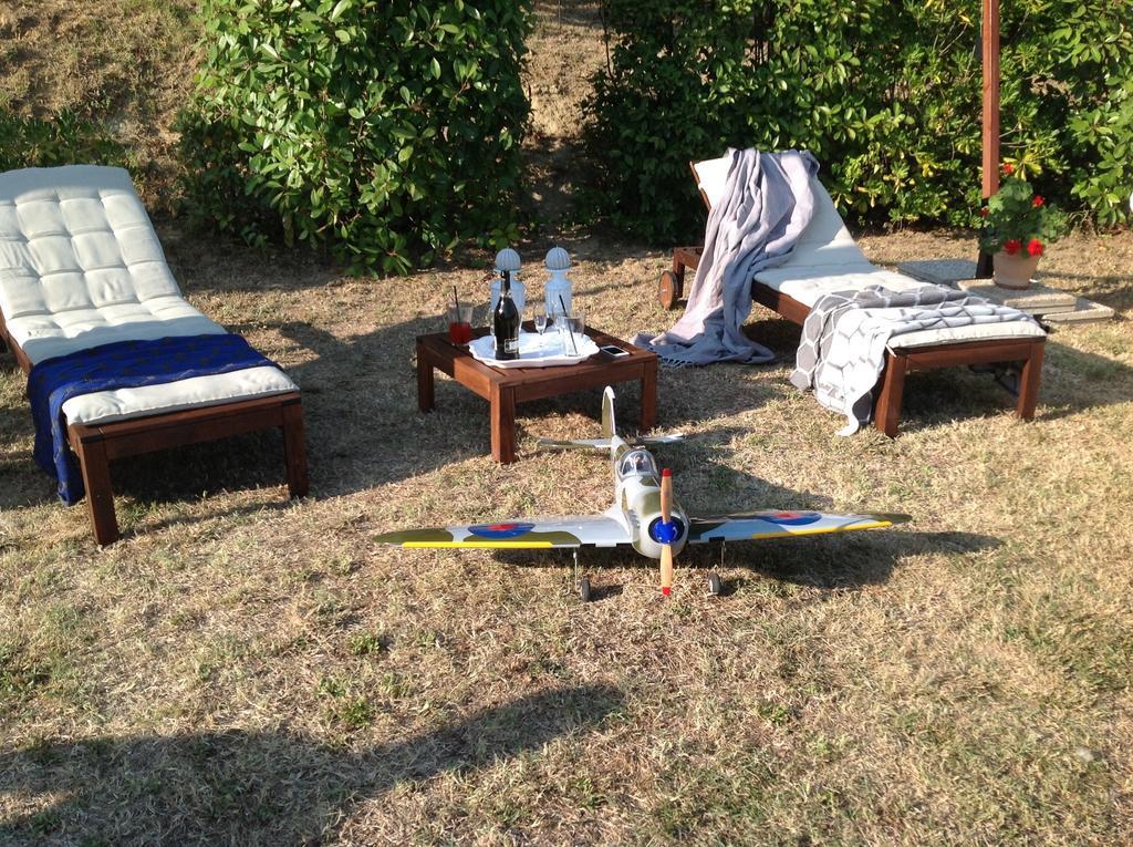 B&B Dell'Aviatore San Liberato Eksteriør billede